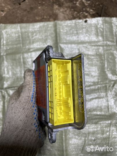 Блок управления Air Bag Skoda Fabia 1.4 AUB 2001