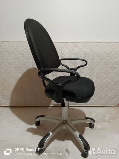 Компьютерное кресло