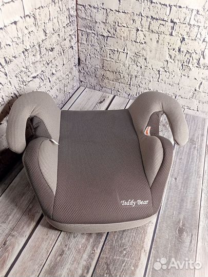 Детское автокресло - бустер от 4 - 12 лет новое