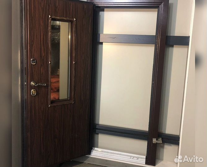 Дверь входная