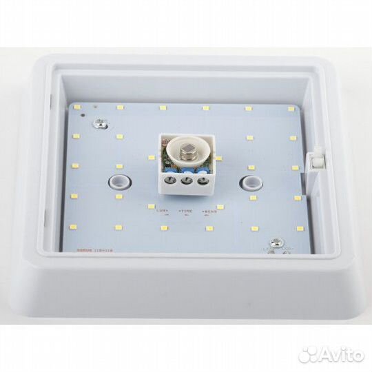 Светильник, бра, с датчиком движения