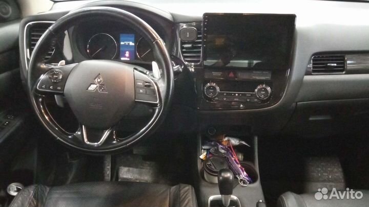 Mitsubishi Outlander 2.4 CVT, 2015, 185 519 км