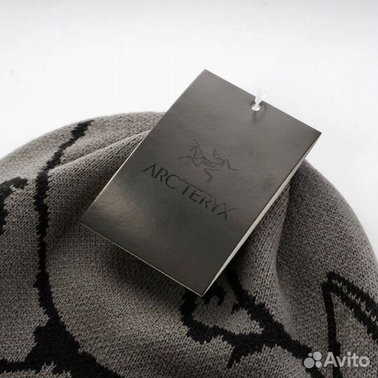 Шапка мужская arcteryx