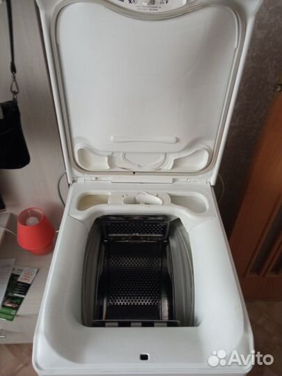 Стиральная машина с вертикальной загрузкой