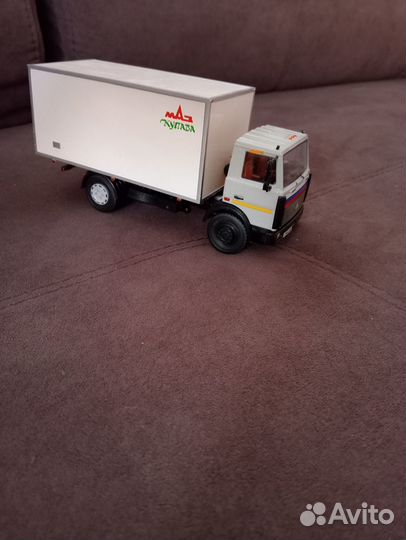 Продам модель 1 43 Маз термо будка Купава