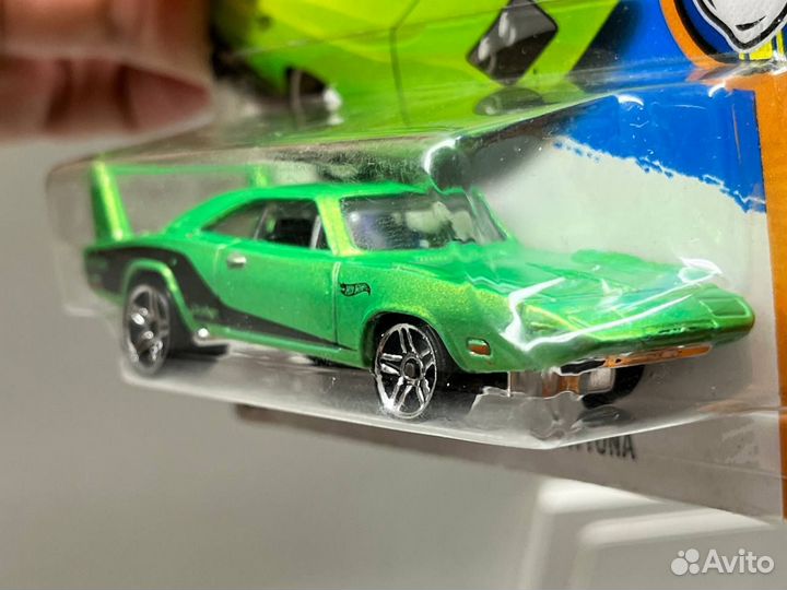 Hot Wheels Dodge Charger Daytona (Зелёный)