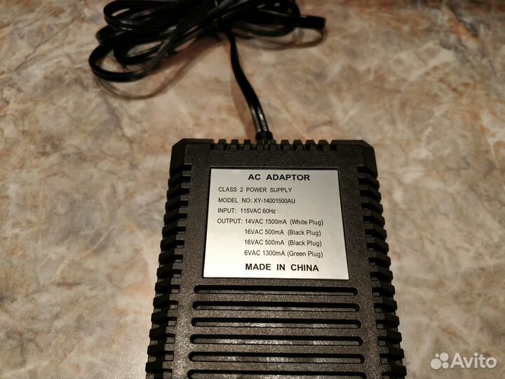 Универсальный блок питания Schiit на 4 устройства