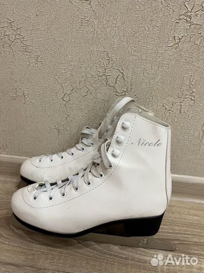 Коньки фигурные