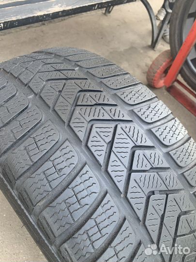 Pirelli Winter Sottozero 3 245/40 R19