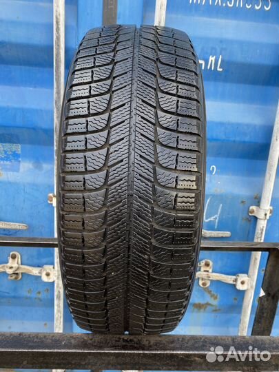 Michelin X-Ice 3 215/60 R17 99K