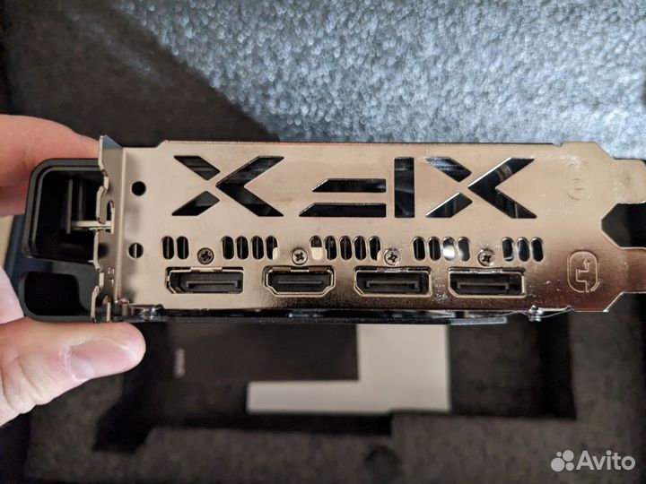 Видеокарта AMD Radeon RX 6600 XT