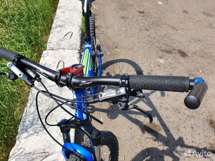 Велосипед GT 30 скоростей