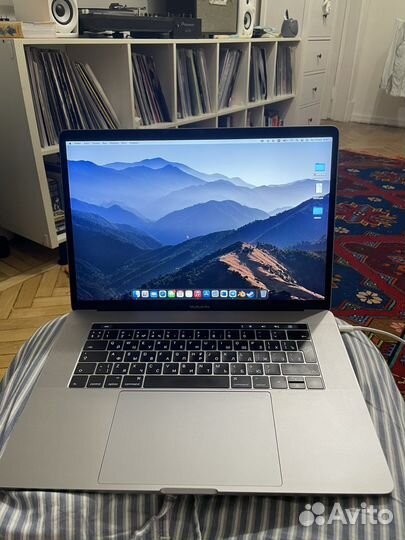Macbook pro 15 retina 2016