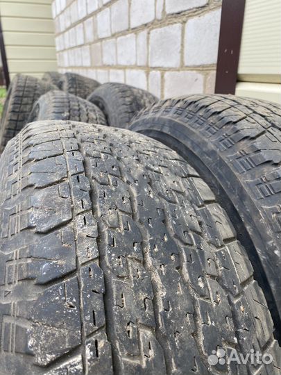 Bridgestone Dueler H/T 245/70 R16
