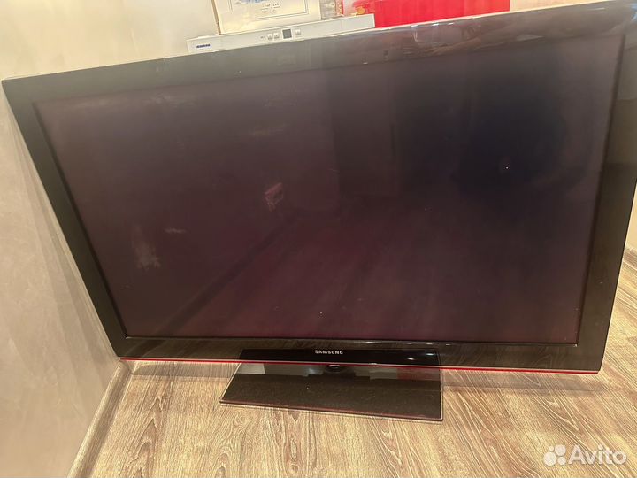 Телевизор samsung