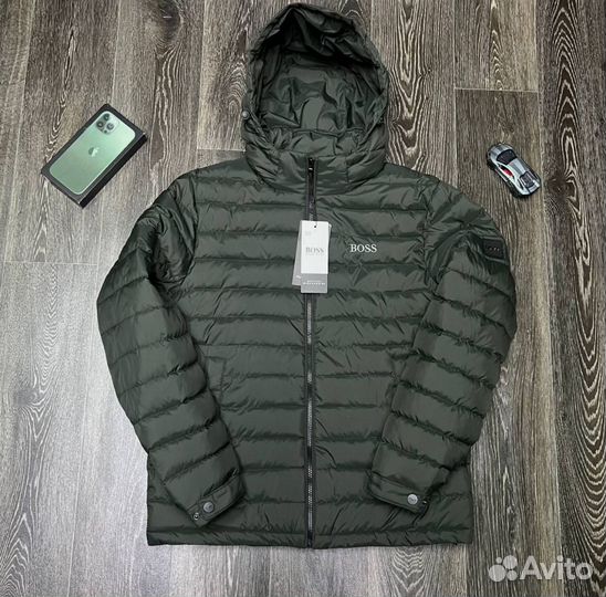 Демисезонные куртки Armani надежные