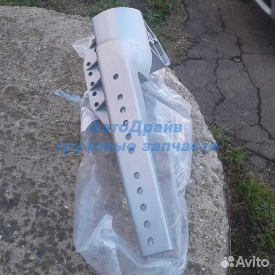 Кронштейн бампера левый Mercedes Actros MP2