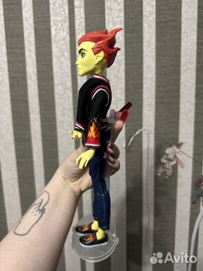 Monster high хит бернс