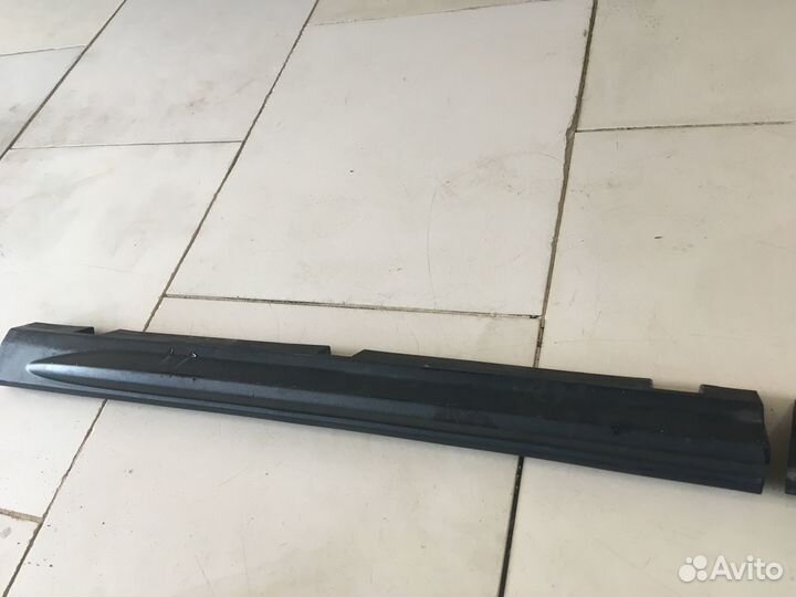 Накладка порога правого Ford Transit 7 2022 год