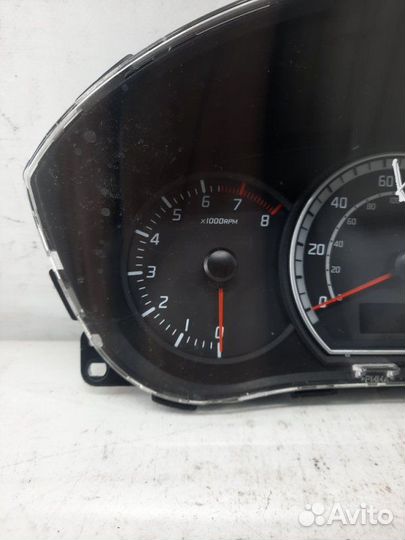 Щиток приборов (приборная панель) Suzuki Swift
