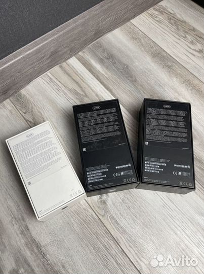 Оригинальная коробка iPhone X