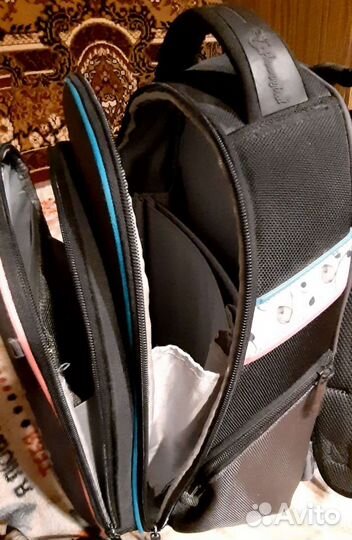 Рюкзак для девочки в школу