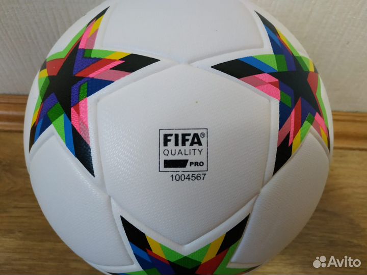 Футбольный мяч adidas лига чемпионов уефа 2023 PRO