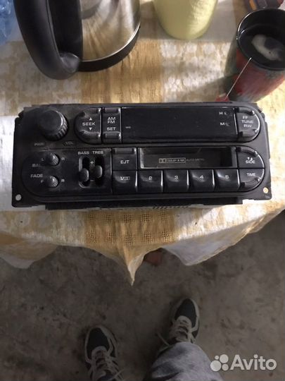 Магнитола dodg caravan