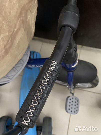 Детский трехколесный велосипед bentley