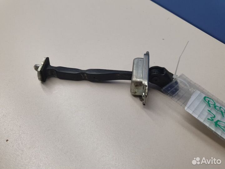 Ограничитель двери задней правой Nissan Qashqai J11E 2014