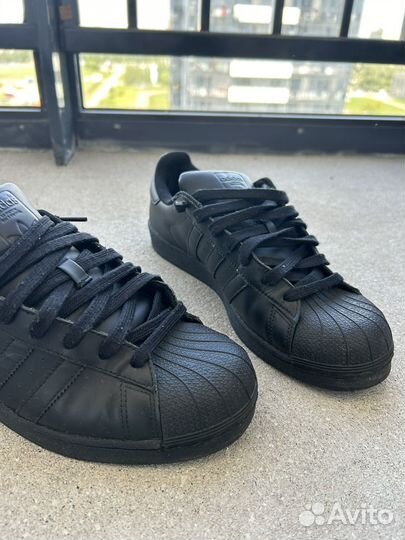 Adidas superstar