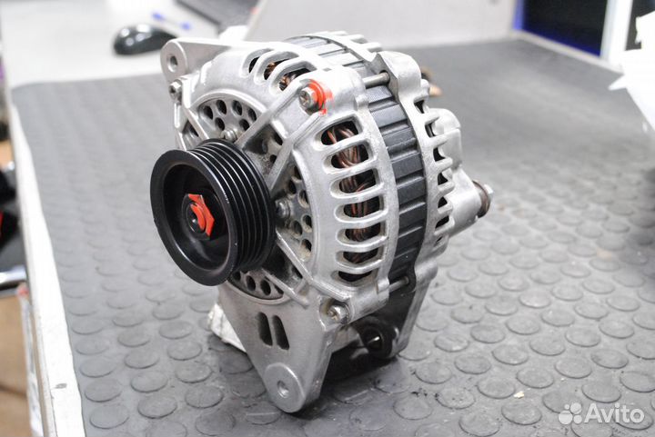 Генератор Mitsubishi Sigma, 3000 GT 3.0 б/у 90А