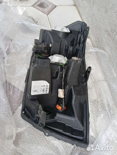 Фара передняя левая LADA Vesta оригинал