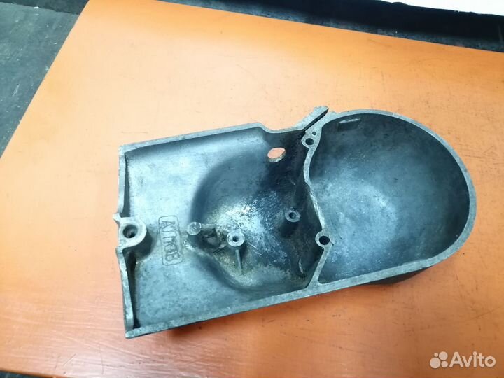 Правая крышка двигателя Восход Сова