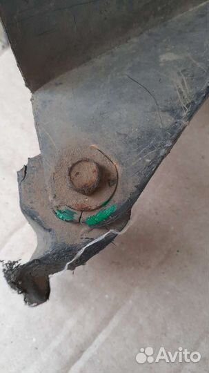 Пыльник переднего бампера Volvo S40 (04-07)