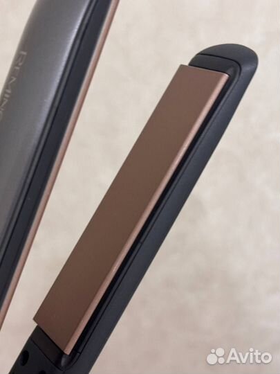 Выпрямитель Remington Keratin Protect S8598