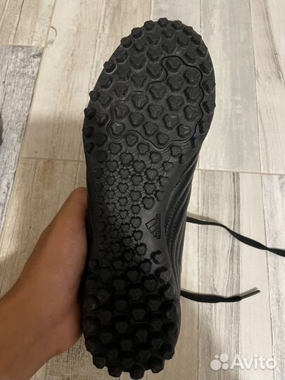 Футбольные бутсы