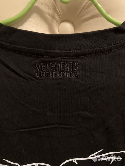 В наличии футболка Vetements Jadore Hardcore