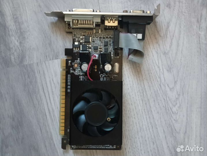 Видеокарта GF8400S 512M