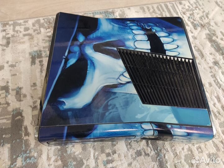 Прошитый Xbox 360 S 250Gb+игры