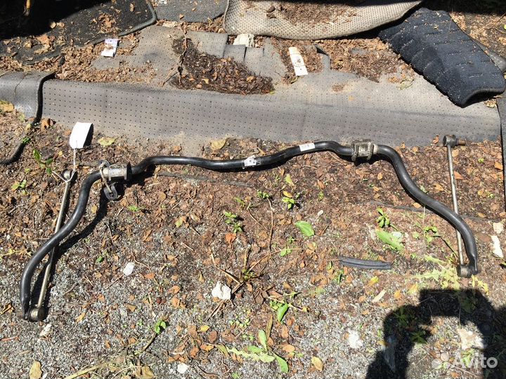 Стабилизатор передний Toyota Ractis NCP100