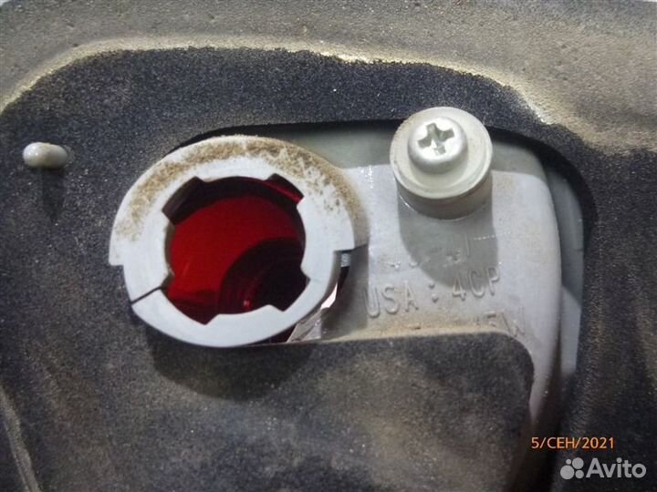 Фонарь задний правый Lexus Rx330 2005