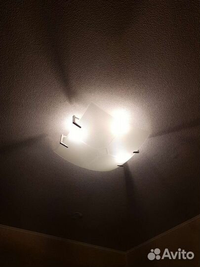 Светильник потолочный подвесной (люстра)