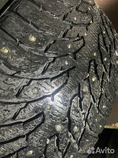 Nokian Tyres Hakkapeliitta 9 SUV 285/60 R18