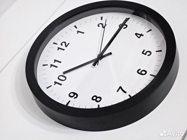 Бесшумные часы Икеа Tjalla