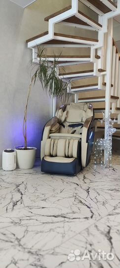 Массажное кресло Rovos R657L