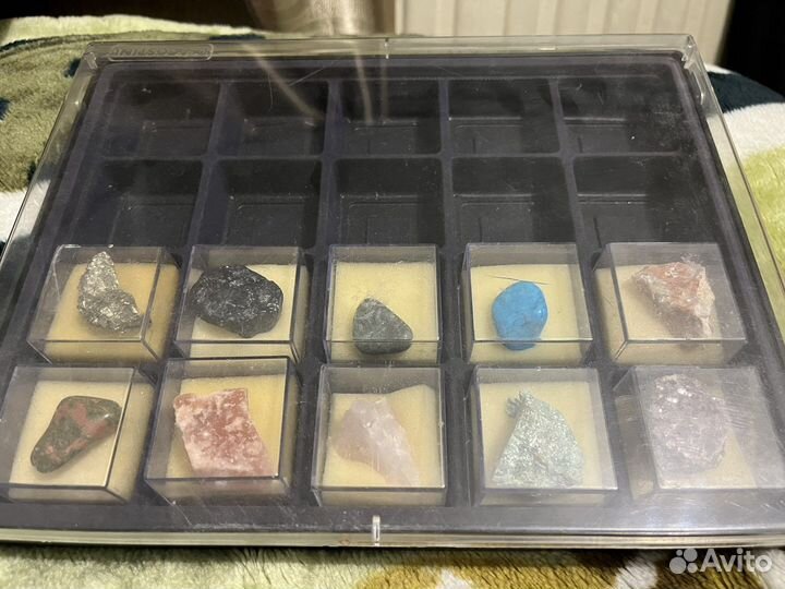Набор- коллекция натуральных камней и минералов