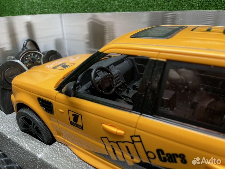 Машина на пульте управления Rang Rover