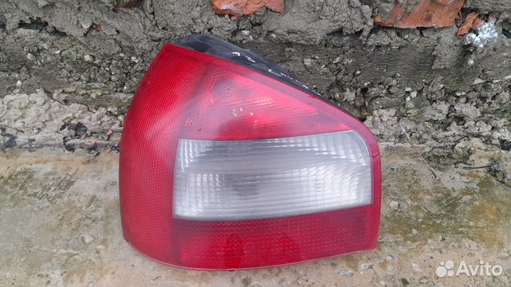 Задний левый/ правый фонарь Audi A3