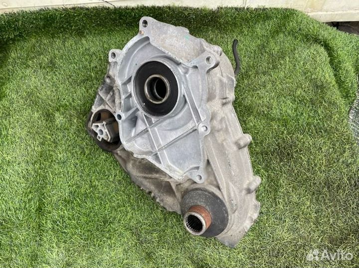 Раздаточная коробка Bmw X5 E70 N55B30 2011